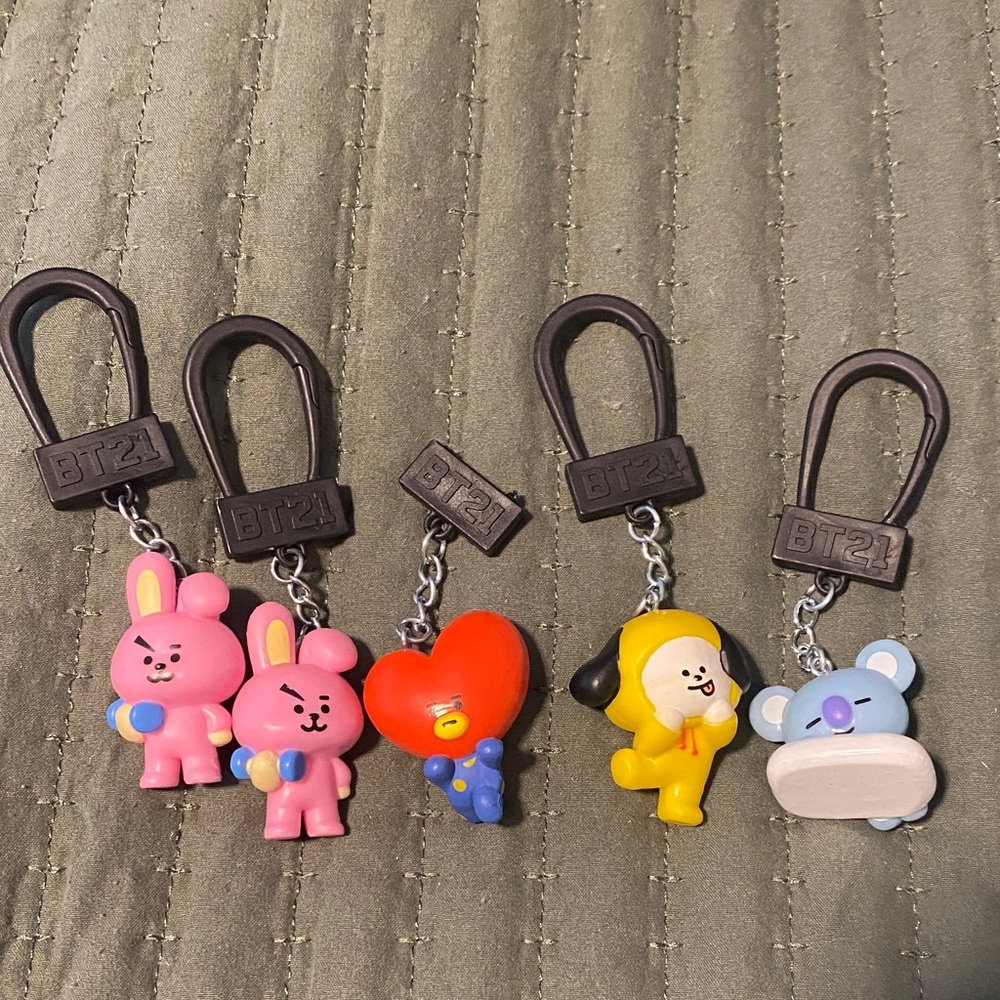 BT21 Character Keychain Set - Pink, Red, Yellow, Blue